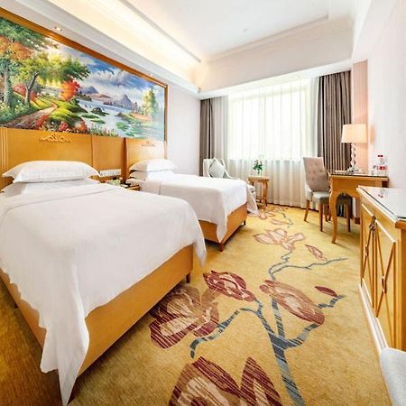 Vienna Hotel Banxuegang Road Shenzhen Eksteriør bilde