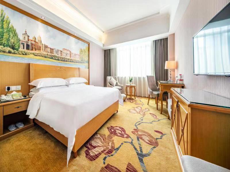 Vienna Hotel Banxuegang Road Shenzhen Eksteriør bilde